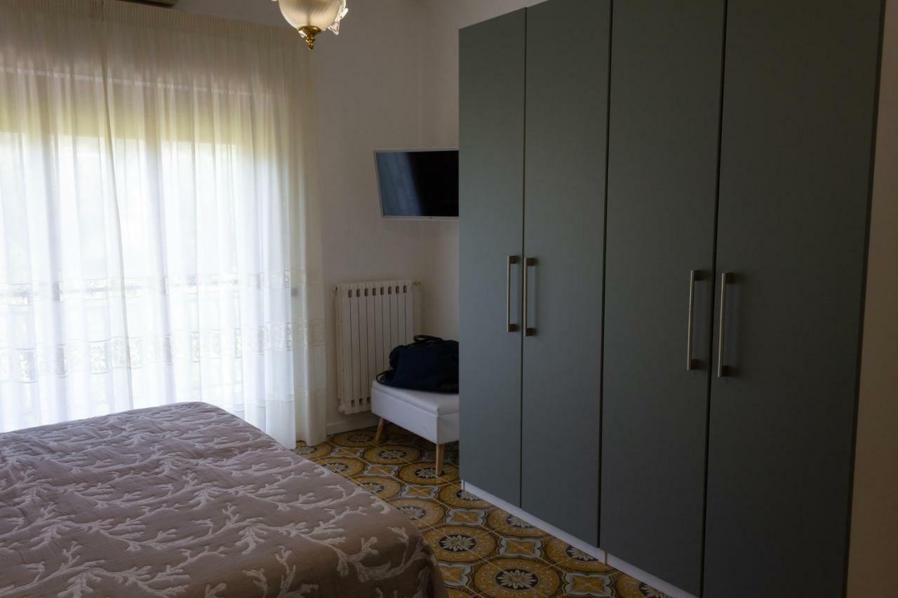 Flower'S Home Sorrente Extérieur photo